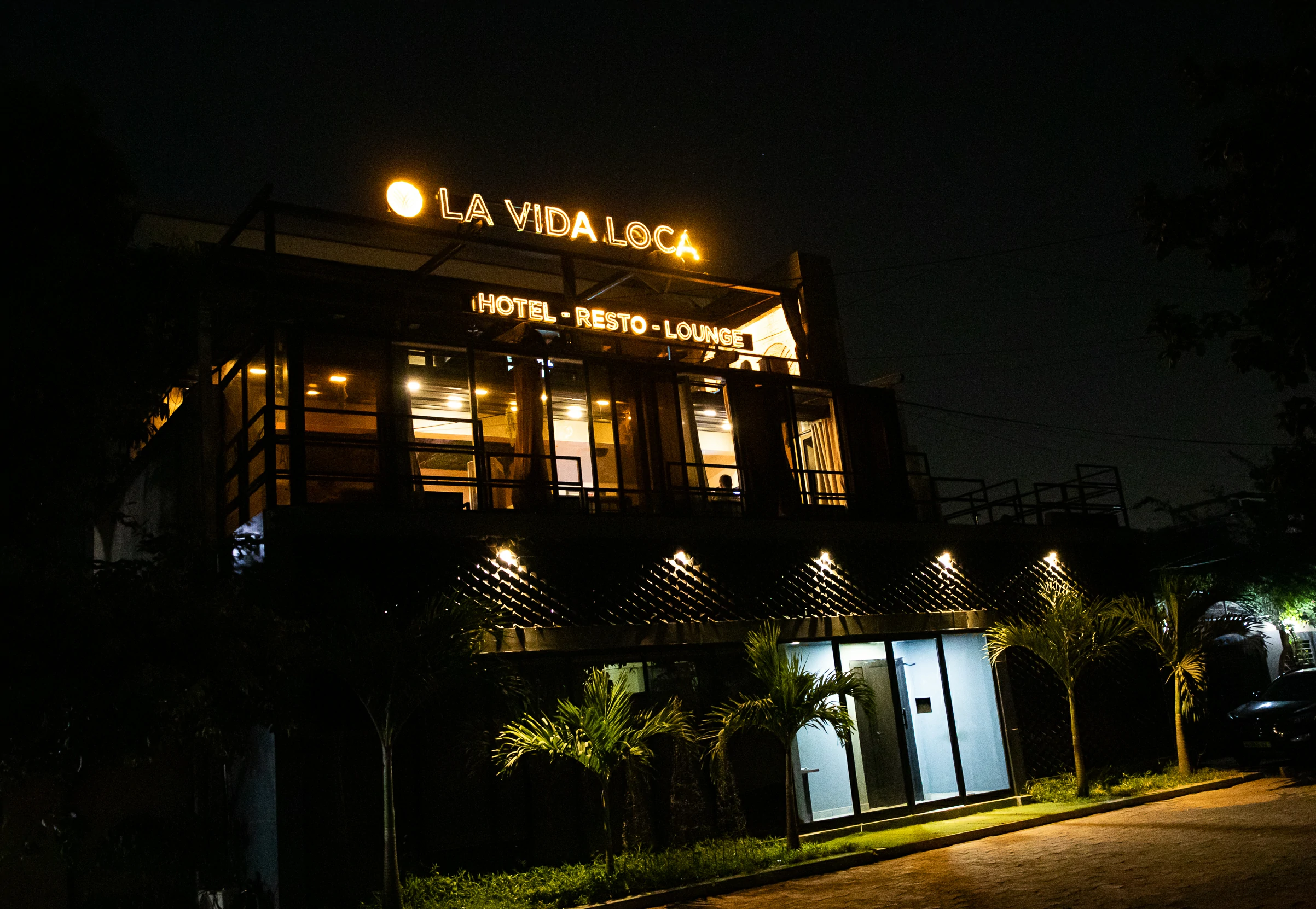 Gentlemen Lounge